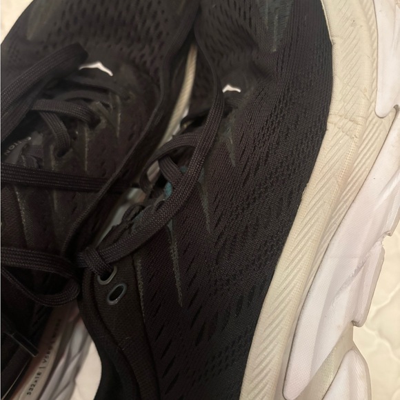 Hoka Clifton running shoes women’s size 9 black comfortable - Picture 6 of 8